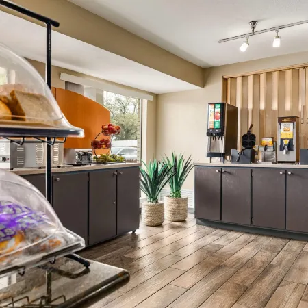 Ramada by Wyndham San Antonio Near SeaWorld/Lackland AFB