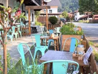 Berghupferl-Alm mit Wellnessoase im Garten Hotels in Flintsbach am Inn