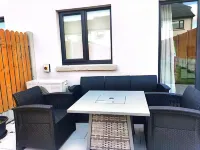 Spacious Double Room with Garden & Parking – Suitable for male or Couple - chambre d’hôtes