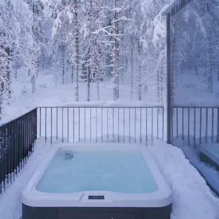 Halo Igloos - Private Sauna & Jacuzzi