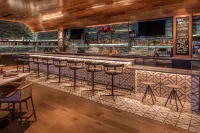 Portola Hotel & Spa - Barer