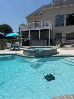 Lake Anna Waterfront, Private Pool&Spa, Game Room, Pickle Ball, Tiki, Fire Pit - 4-Star