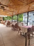 أوزاي أبارت هوتل - غرفة مطلة على الجبل