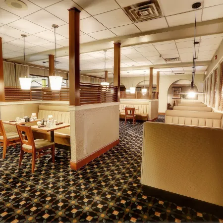 Clarion Hotel Convention Center