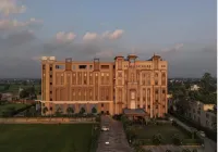 Geeta Sarovar Portico, Panipat - Bãi đậu xe