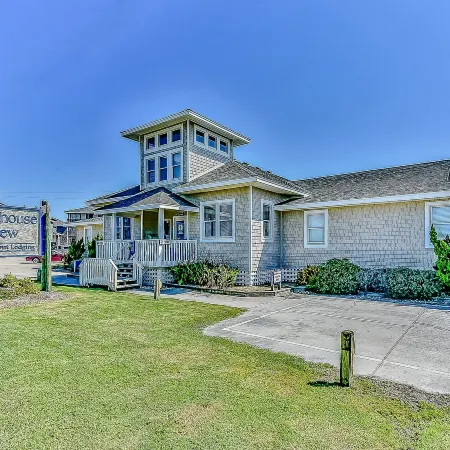 Lighthouse View Oceanfront Lodging