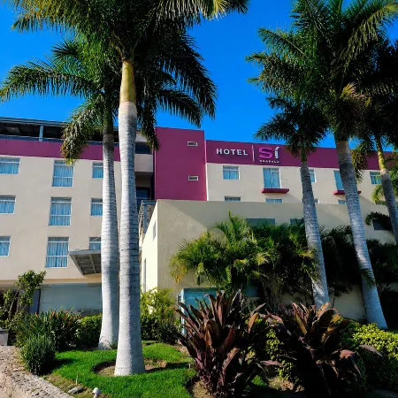 Hotel SI Chapala