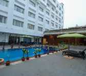 Ira by Orchid Bhubaneswar - Kolam Renang