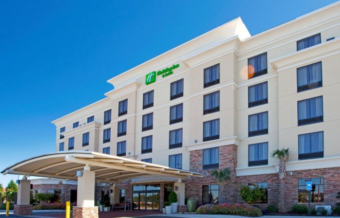 Holiday Inn & Suites STOCKBRIDGE/ATLANTA I-75 by IHG