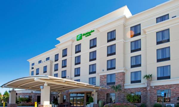 Holiday Inn & Suites Stockbridge/Atlanta I-75 by IHG