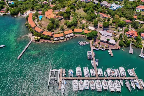 Secret Harbour Boutique Hotel and Marina - 3-Star