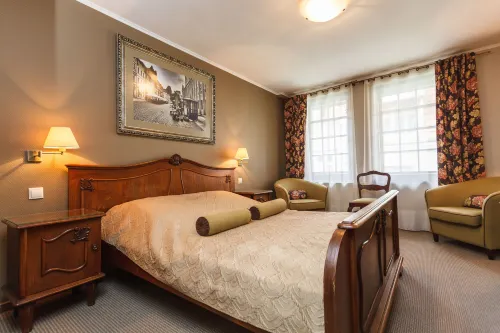 Hotel Czarna Róża - 2-Star