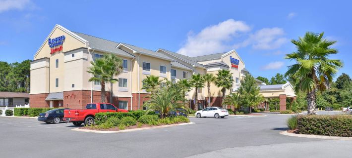 Fairfield by Marriott Inn & Suites Kingsland Hotels in Kingsland