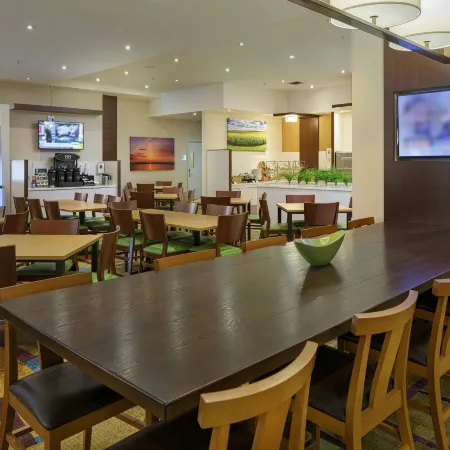 Fairfield Inn & Suites Belleville