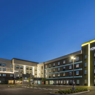 Tru by Hilton Pensacola Airport Medical Center Hotels near Miraflores Park