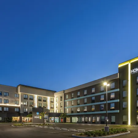 Tru by Hilton Pensacola Airport Medical Center