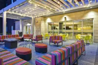 Home2 Suites by Hilton Plymouth Minneapolis - parking