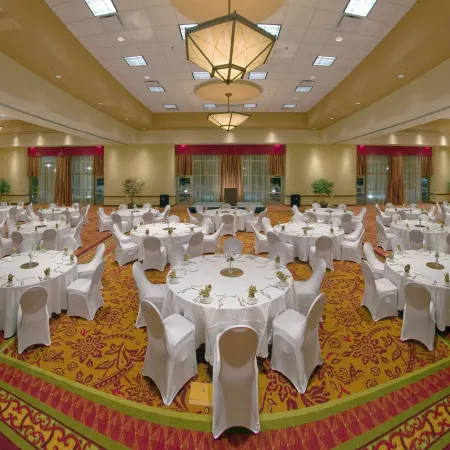 Embassy Suites by Hilton Norman Hotel & Conference Center