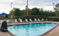Hampton Inn Troy - Pools