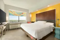 Tru by Hilton Cheyenne - 3-Star