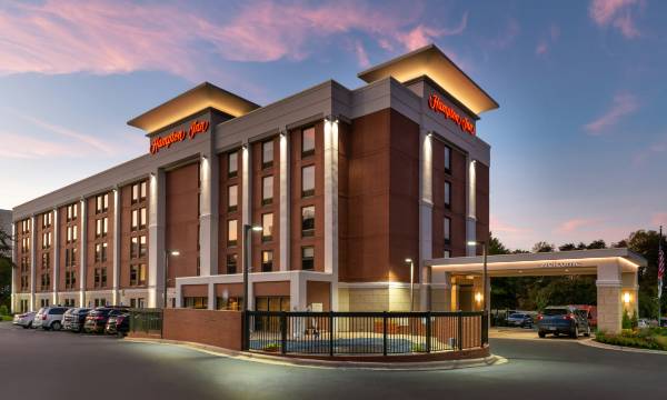 Hampton Inn Greensboro-Airport