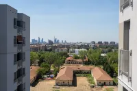 Skyline View - Design Apartment - Bicocca Metro - 3-نجوم