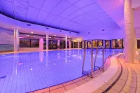 Van der Valk Hotel Tiel - Pools