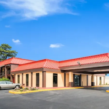 River Chase Inn