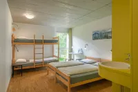 尚恩霍夫背包客別墅酒店 - 因特拉肯旅館 - 2星級