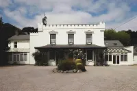 Belvedere Lodge - Homestays