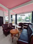 Ashofa Syariah Hotel - parkir