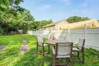 4 Mi to Cedar Point: Main House w/ Fenced Yard - キッチン