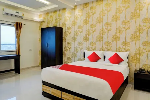 Hotel O Golden Leaf - 2-Star