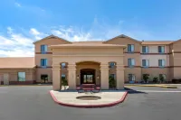 Comfort Inn & Suites Hotel in zona Socorro