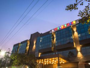 Cosmopolitan Hotel Indore