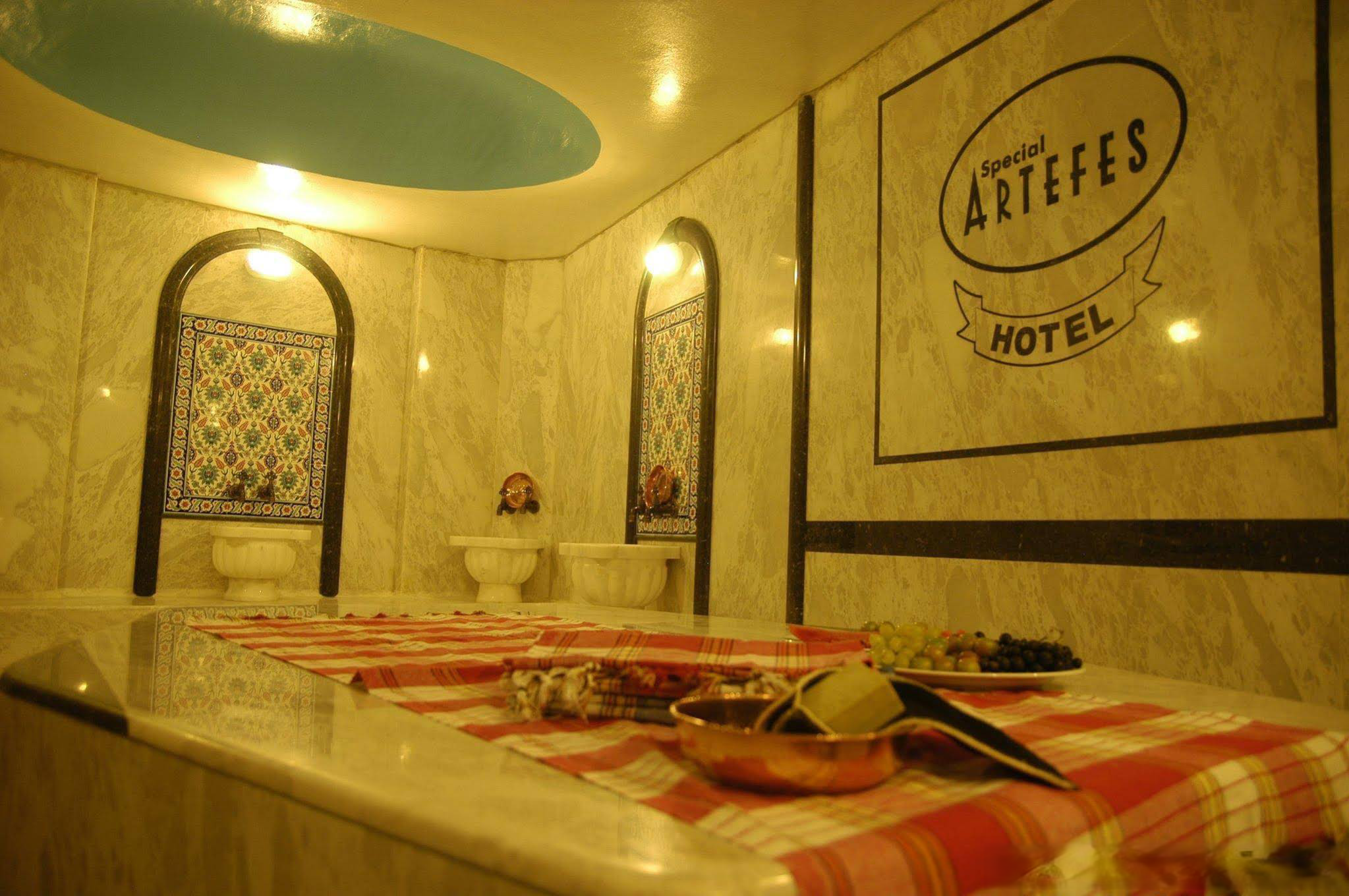 Artefes Hotel Old City & Spa