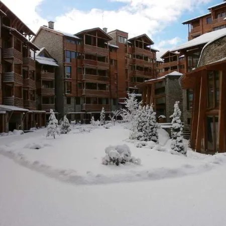 Saint Ivan Ski Apartments