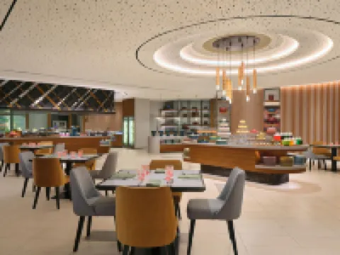 Four Points by Sheraton Surabaya, Pakuwon Indah Hotels in Wiyung