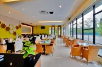 Grand Master Hotel Purwodadi Hotels in Kecamatan Purwodadi