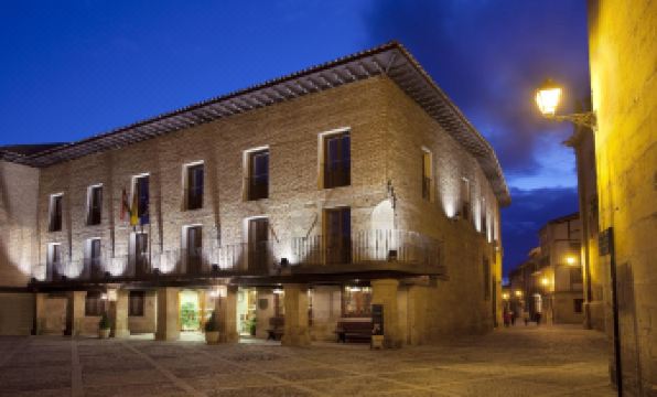 Parador de Santo Domingo de la Calzada - Housity