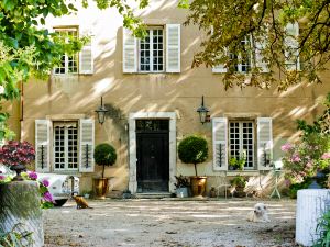 B&b Guest House "Domaine le Clos du Pavillon" Provence