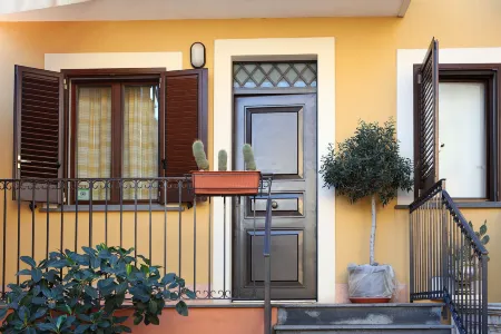 Adriana Casa Vacanze One Bedroom Apartment 5 People, wi fi, Parking, Near Sea