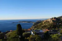 Stunning Penthouse with Panoramic Views of EZE Village and the French Riviera Hotel di Eze