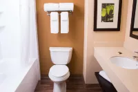 Studio 6 Corporate Extended Stay Chicago Lisle IL