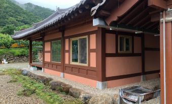 Hadong Chamjoeun Gung Pension