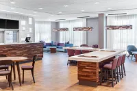 Courtyard Wayne Fairfield Hotels in Wayne