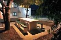 Tsakanos Apartments