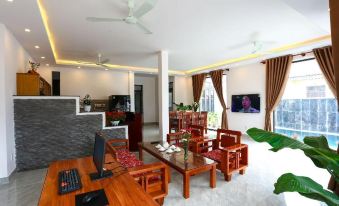 An Bang Beach Dolphin Homestay