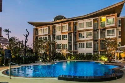 納諾廣場飯店 Paradise Ocean View Condominium附近的飯店