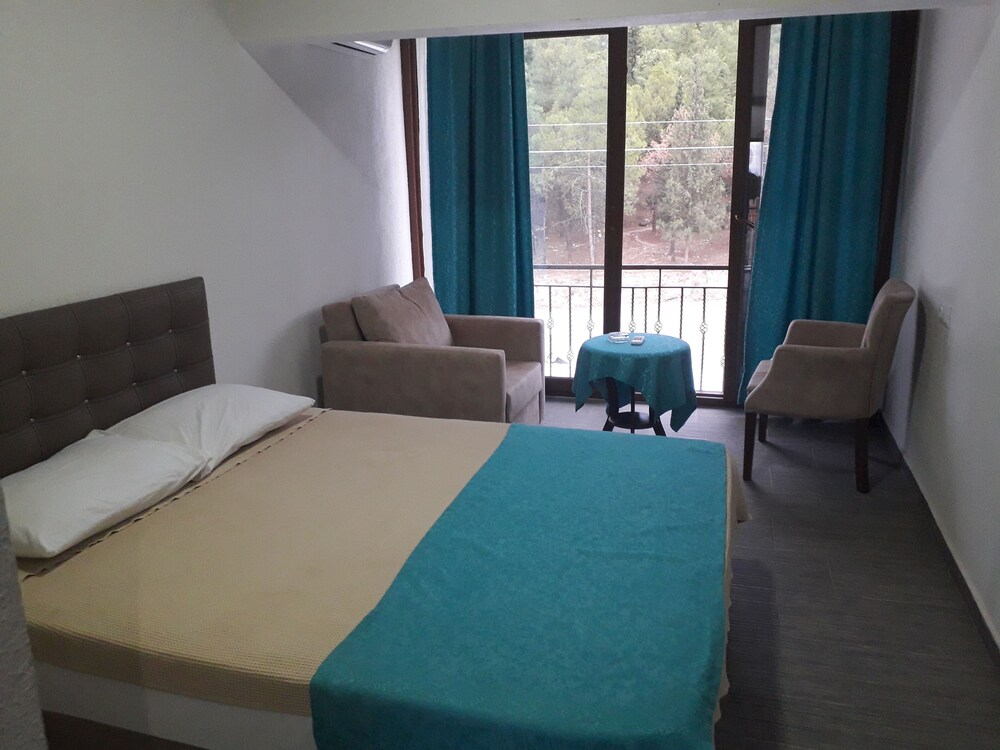 Oskar Thermal Hotel